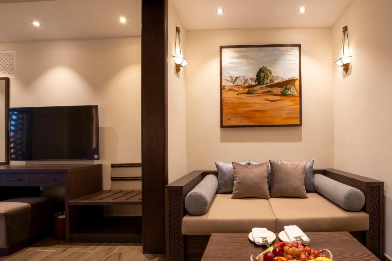 Al Badayer Retreat By Sharjah Collection 호텔 Margham 외부 사진 A suite at the hotel