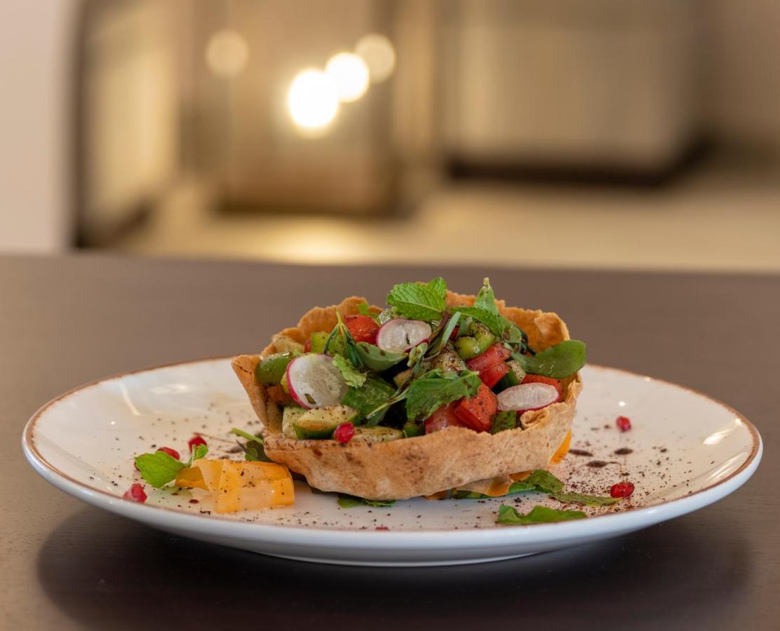 Al Badayer Retreat By Sharjah Collection 호텔 Margham 외부 사진 Israeli salad